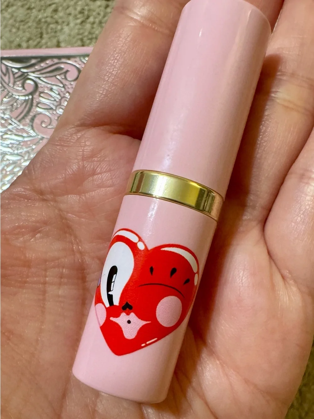 Estée Lauder Pure Color Envy Lipstick in Color 420 Rebellious Rose